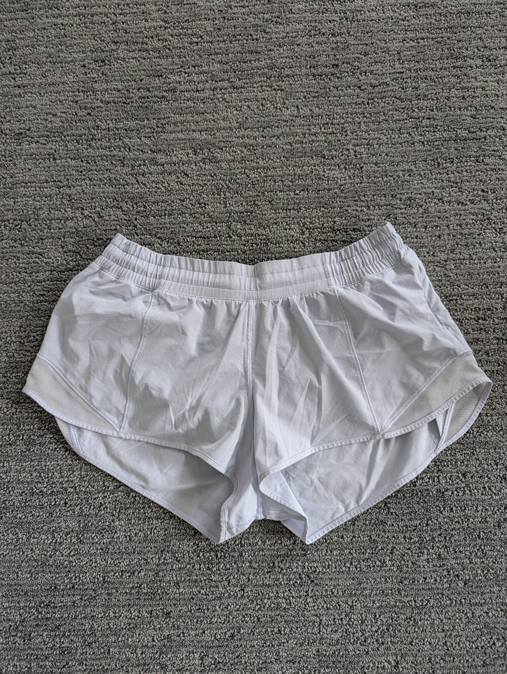 Lululemon Hotty Hot 2.5” Shorts Lined Athletic Running Workout
